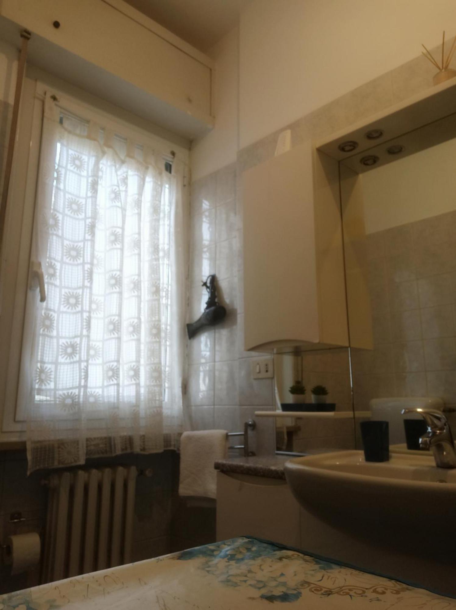 Stanza Maggiore Parma Exteriör bild